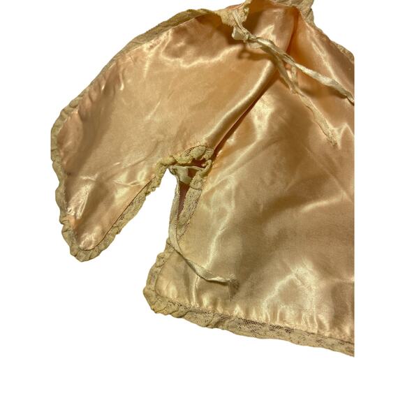 Vintage Pryde-N-Joy Pink Infant Lace, Approx. 3-6 months - Picture 5 of 7